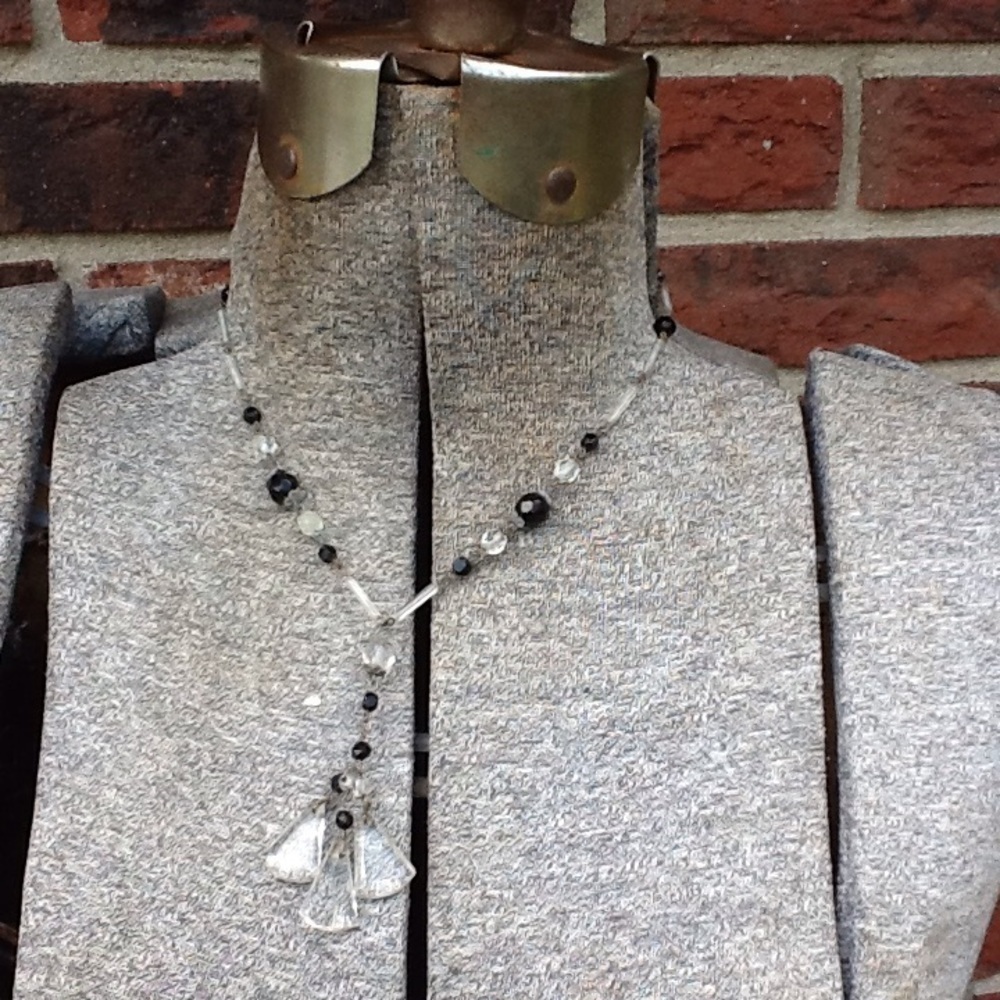 Vintage Bead Necklace - Picture 2 of 3